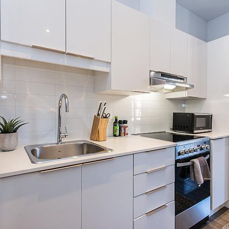 Wonderful New Studio Close To Mount Royal By Den Stays Montreal Room photo