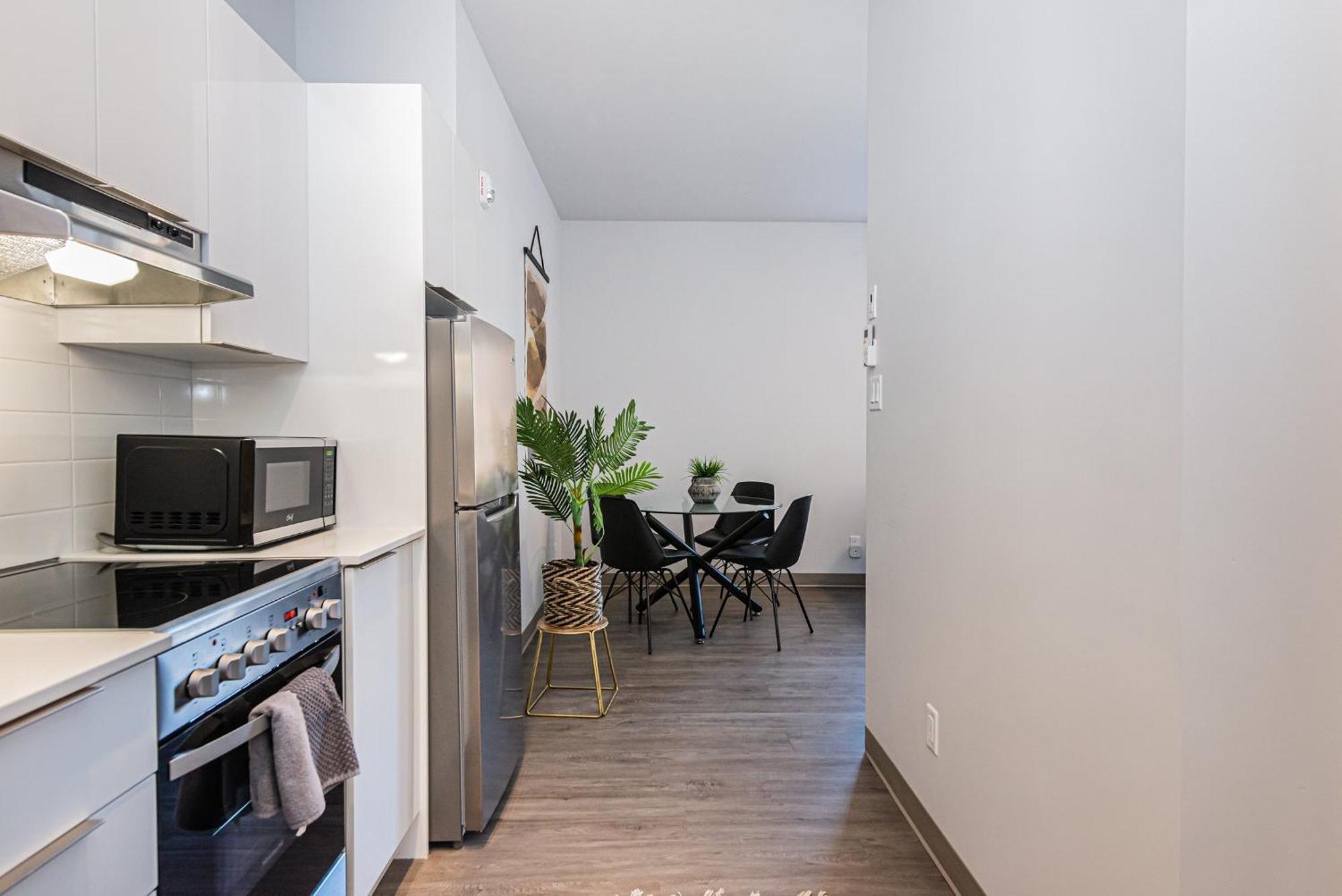 Wonderful New Studio Close To Mount Royal By Den Stays Montreal Room photo